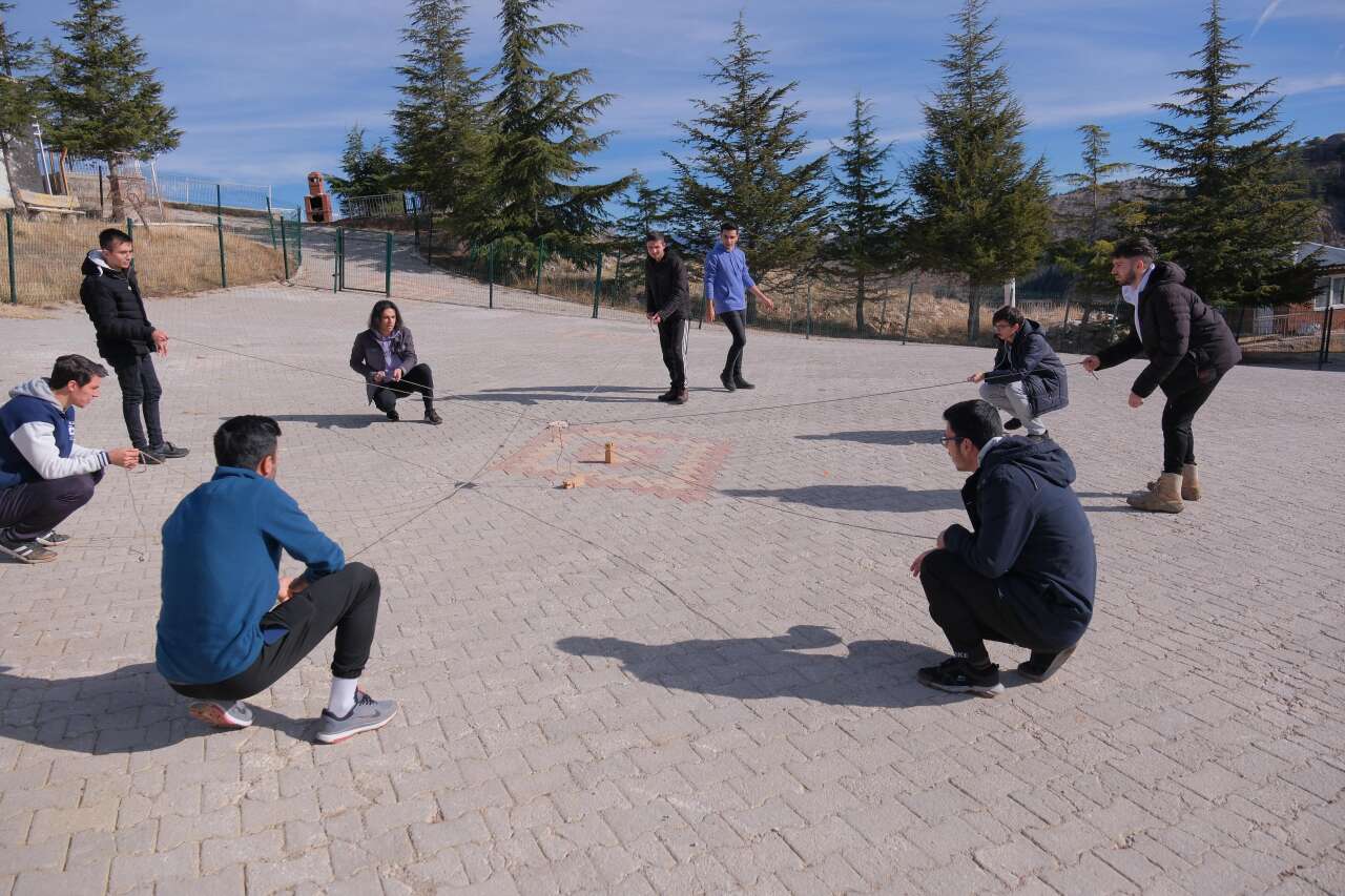 Konya'yı seçen öğrencilere 50 bin TL'ye kadar destek verilecek 14